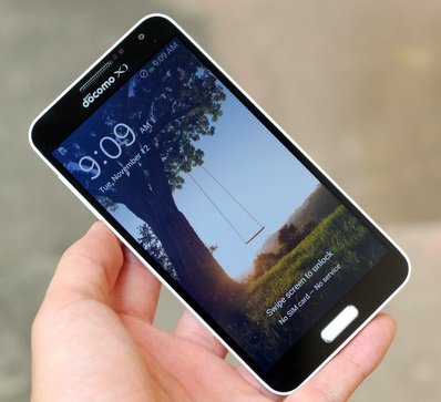 So sánh Điện thoại Samsung galaxy j và LG G2 L01f Docomo