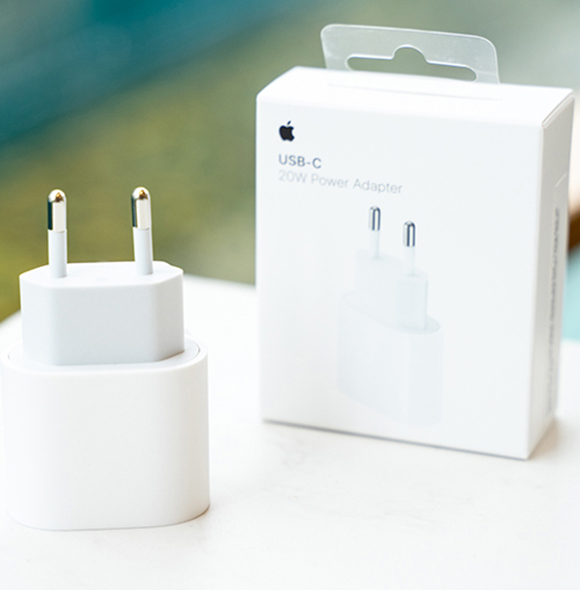 adapter-20w-apple-3_1.jpg