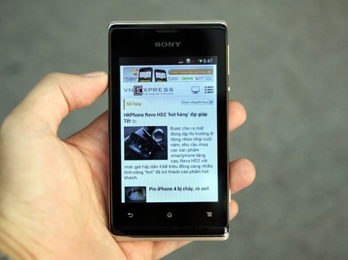 Xperia-E.jpg