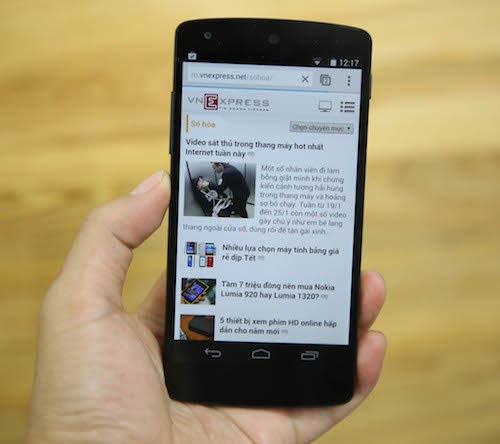 nexus5.jpg